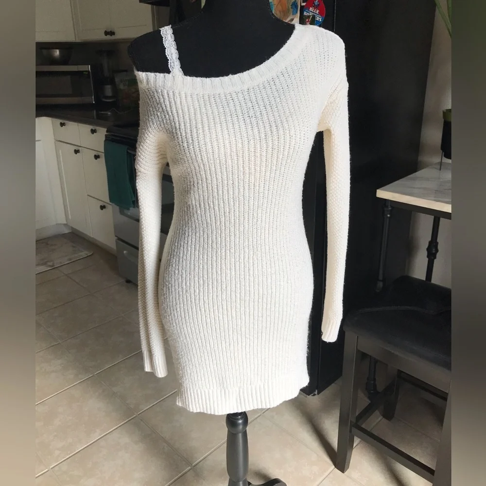 Y2K Hollister ivory sweater dress - Picture 1 of 12